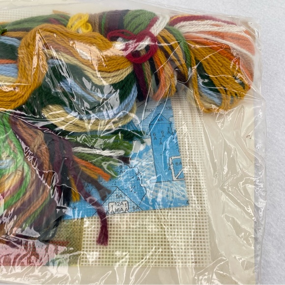 VTG The Creative Circle DIY Needlepoint Kit 1424 Harvest Time 1983 Embroidery - Picture 11 of 12